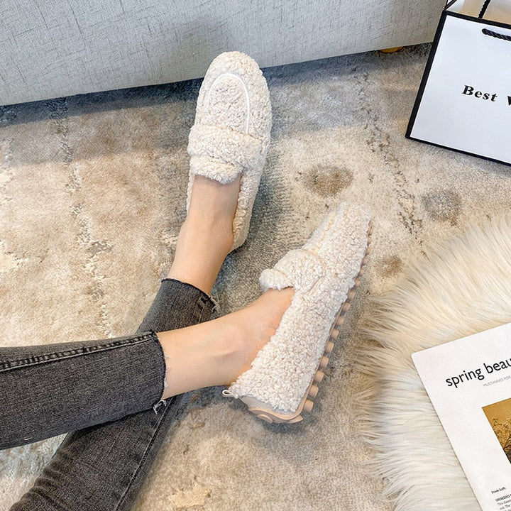 Pluchi | Timeless Lounge Shoes