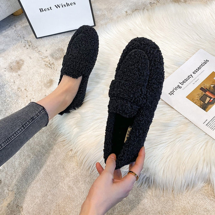 Pluchi | Timeless Lounge Shoes